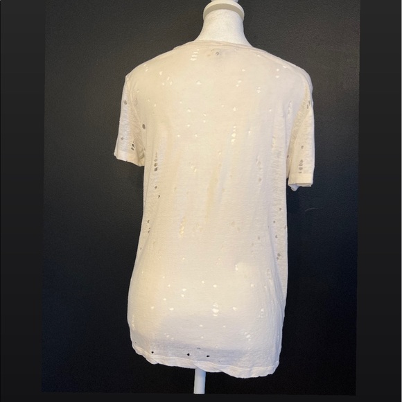 Forever 21 destroyed women’s t-shirt - Picture 5 of 5